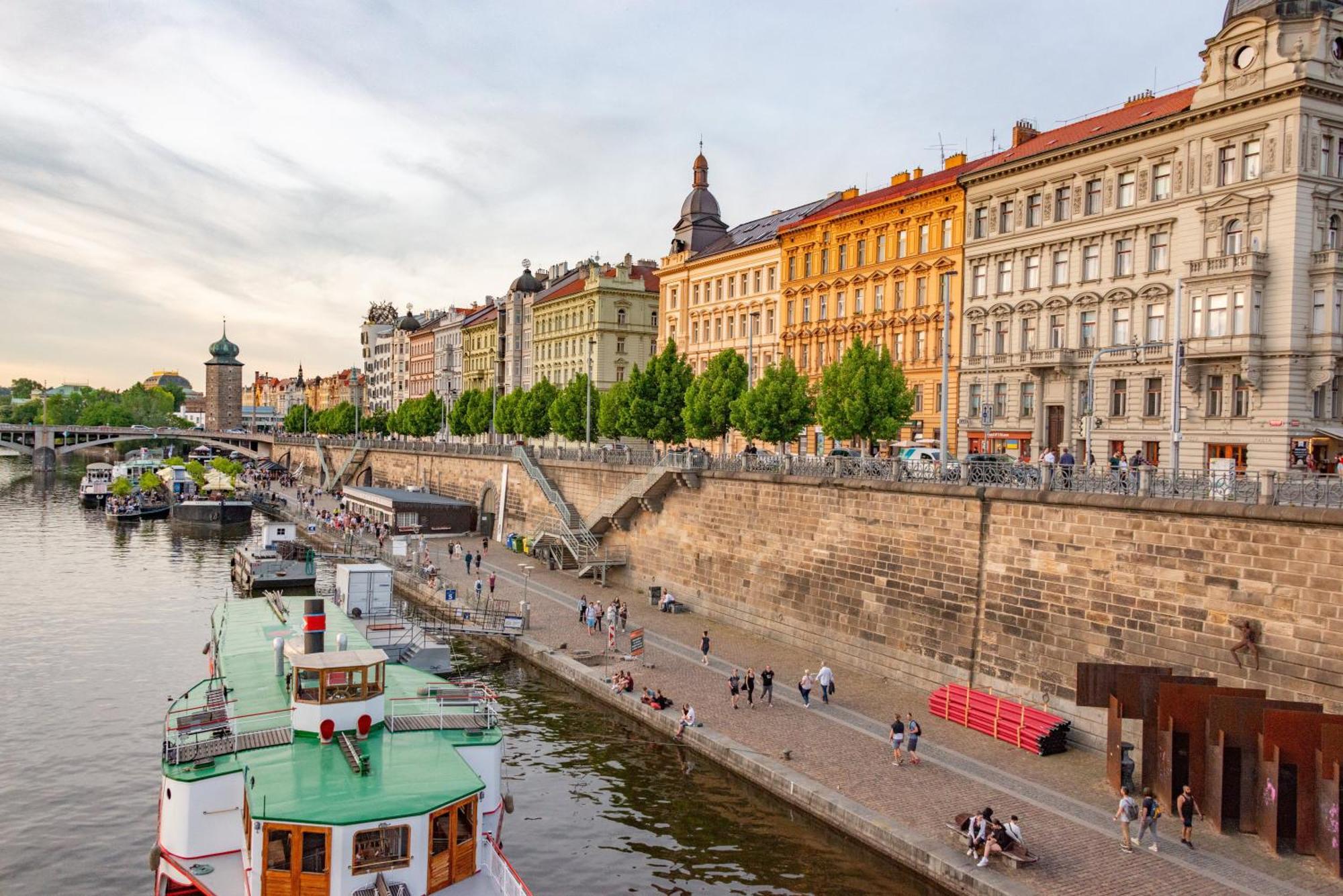 Cozy Homestay At Andel Praha Exteriér fotografie